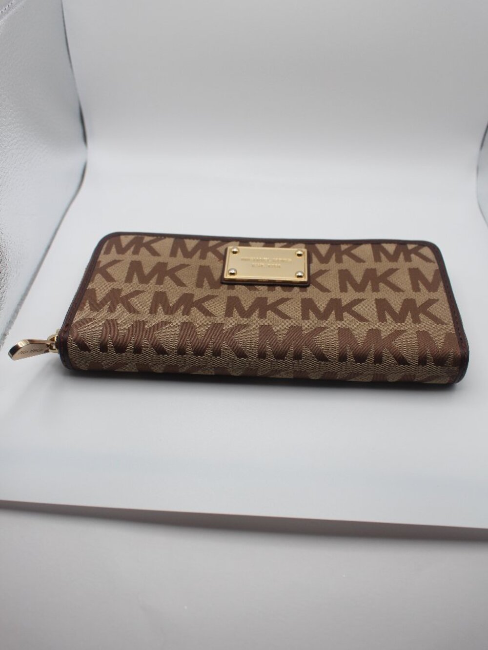 Michael Kors Brown Tan Signature MK Zip Around Wallet 0047